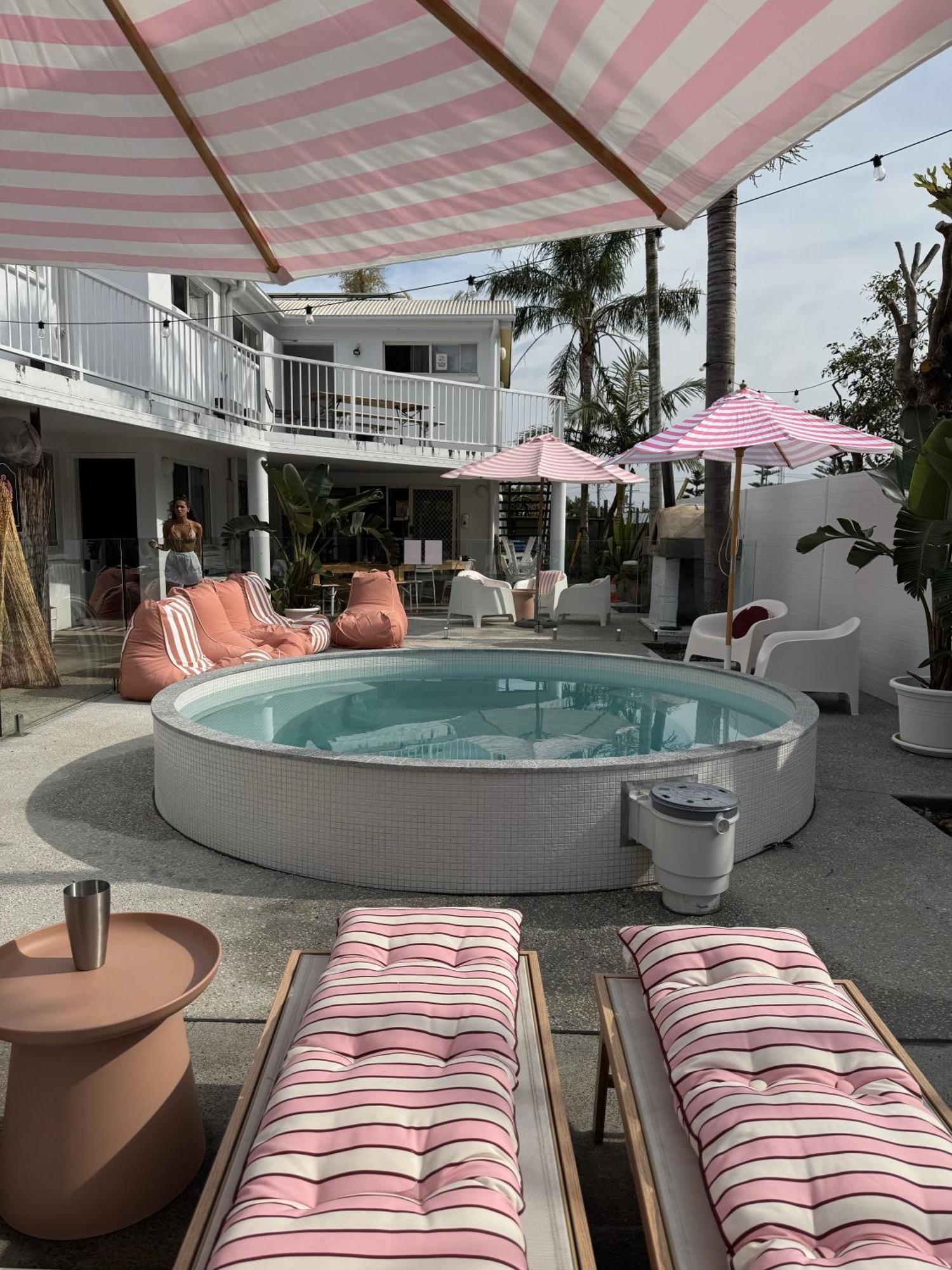 Auberge de jeunesse Cali Backpackers à Caloundra Extérieur photo